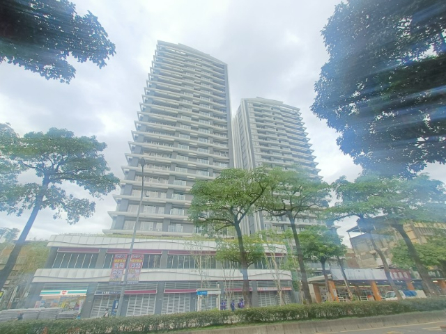 忠孝詠吉金店面