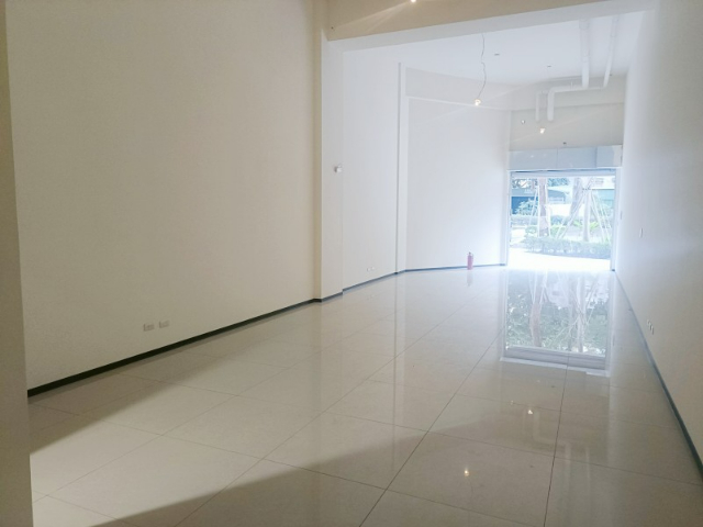 忠孝詠吉金店面